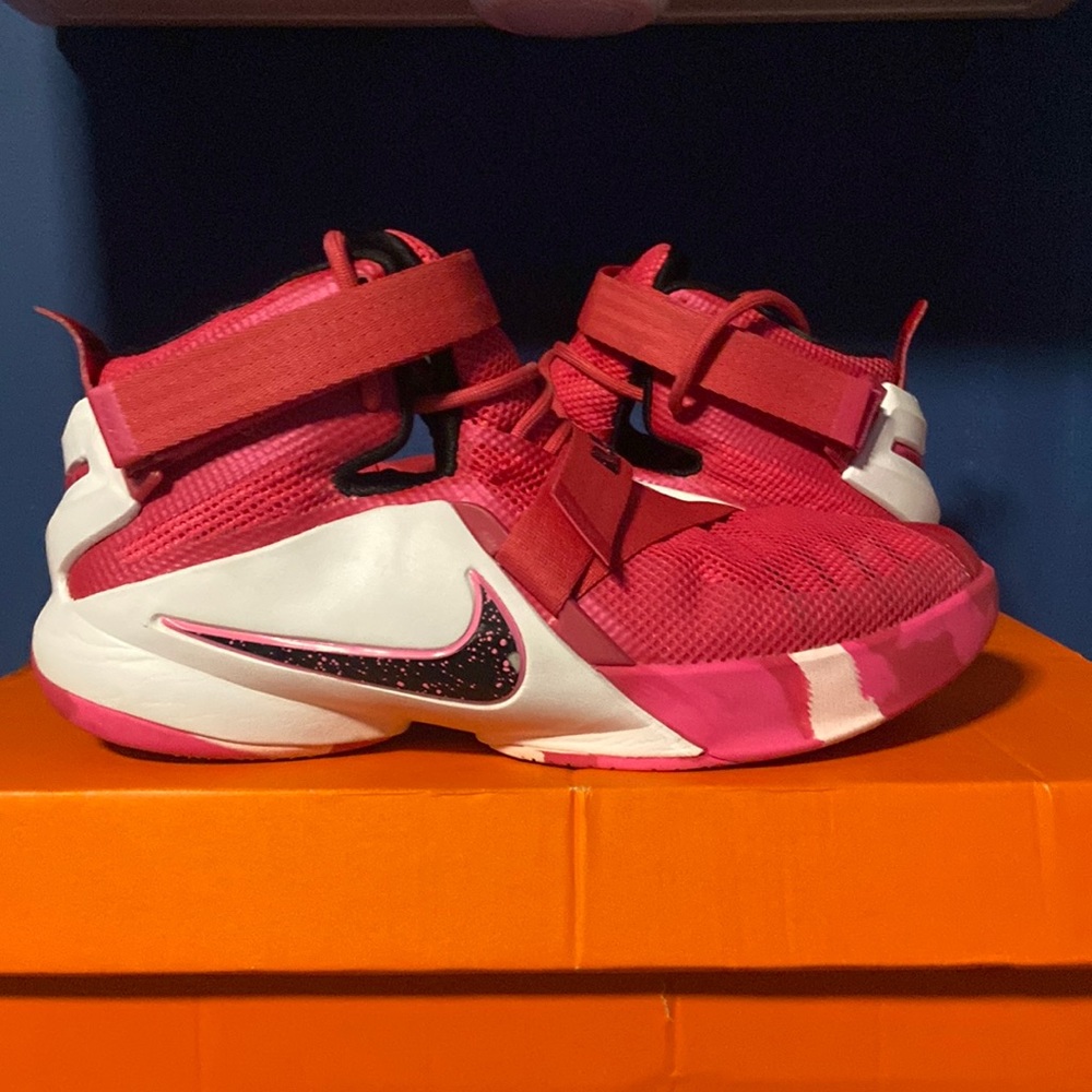 Soldier 9 Lebrons (unisex)